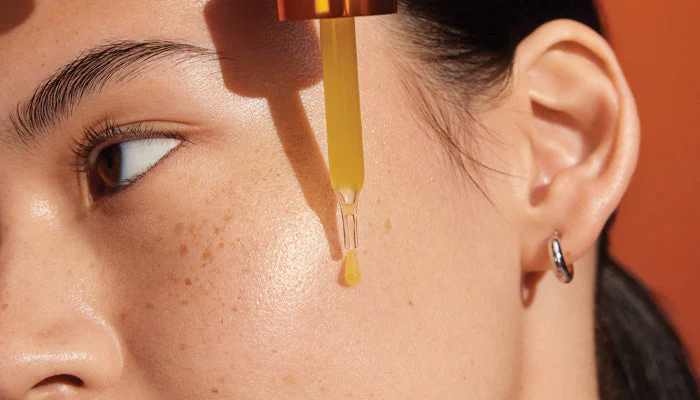 Vitamin C Serum Benefits: What It Does and How to Use It Correctly
