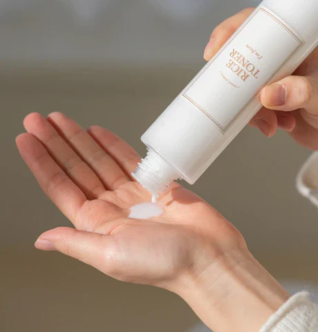 How to Layer Your Skincare Products | Lustre Magazine