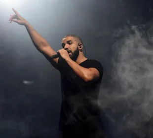 Drake Named Best-Selling Rapper Worldwide for 11th Straight Year