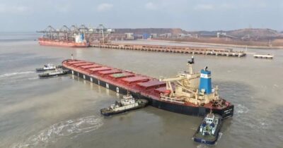 China Receives Simandou Iron Ore Shipment