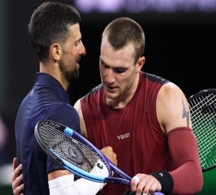 Jack Draper and Novak Djokovic shaking hands