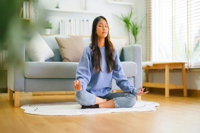 A lady practicing mindful living