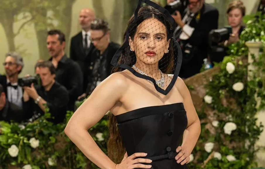 Rosalia on the red carpet