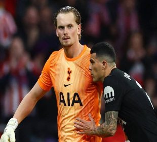 Antonin Kinsy on the field, illustrating Tottenham Hotspur’s crisis