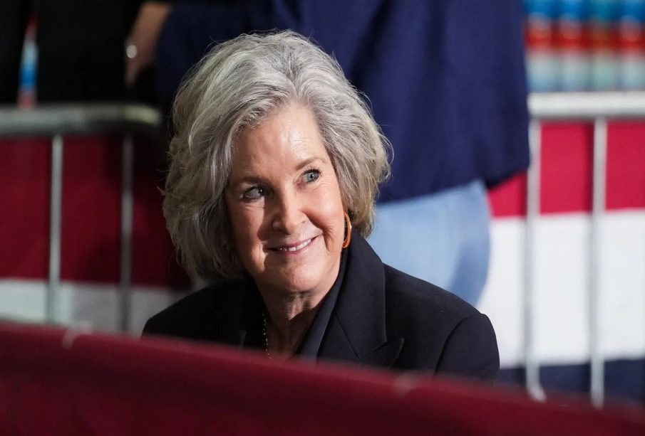 White House chief of staff Susie Wiles smiling