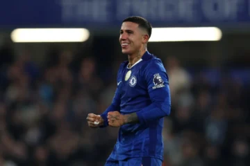 Enzo Fernandez on the field