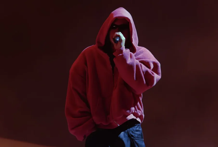 Justin Bieber performing on the stage