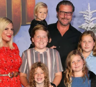 Tori Spelling and her children