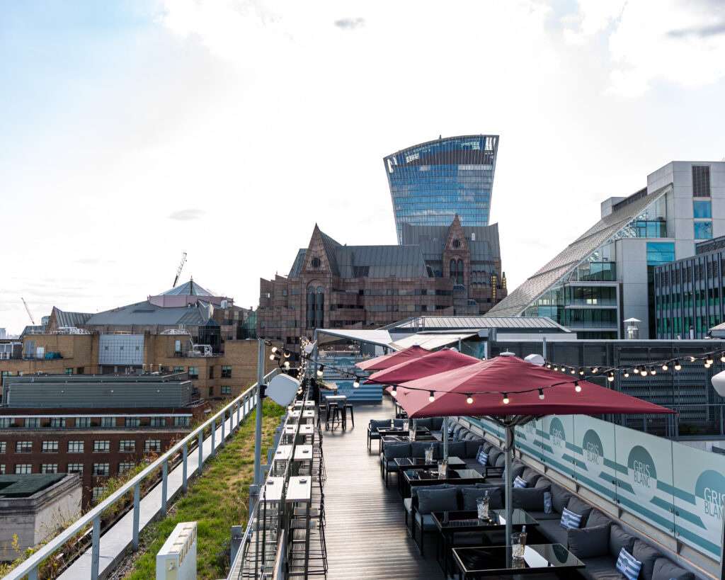Savage Garden Rooftop Bar
